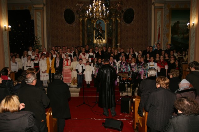 Božićni koncert gornjostubičkih udruga